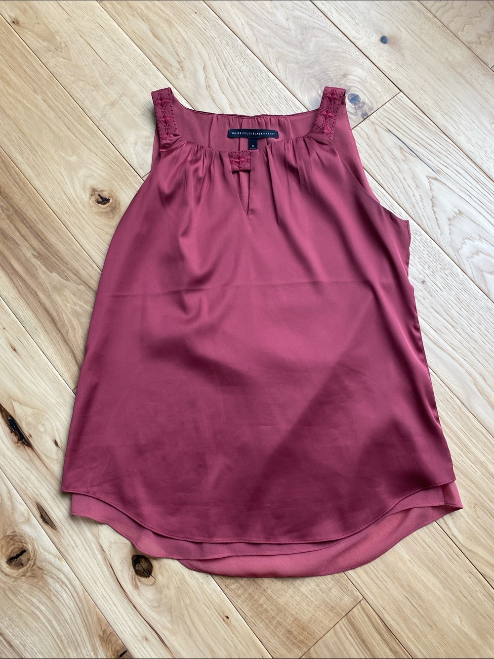 White House Black Market Rose-Red Lace-Trim Sleeveless Camisole